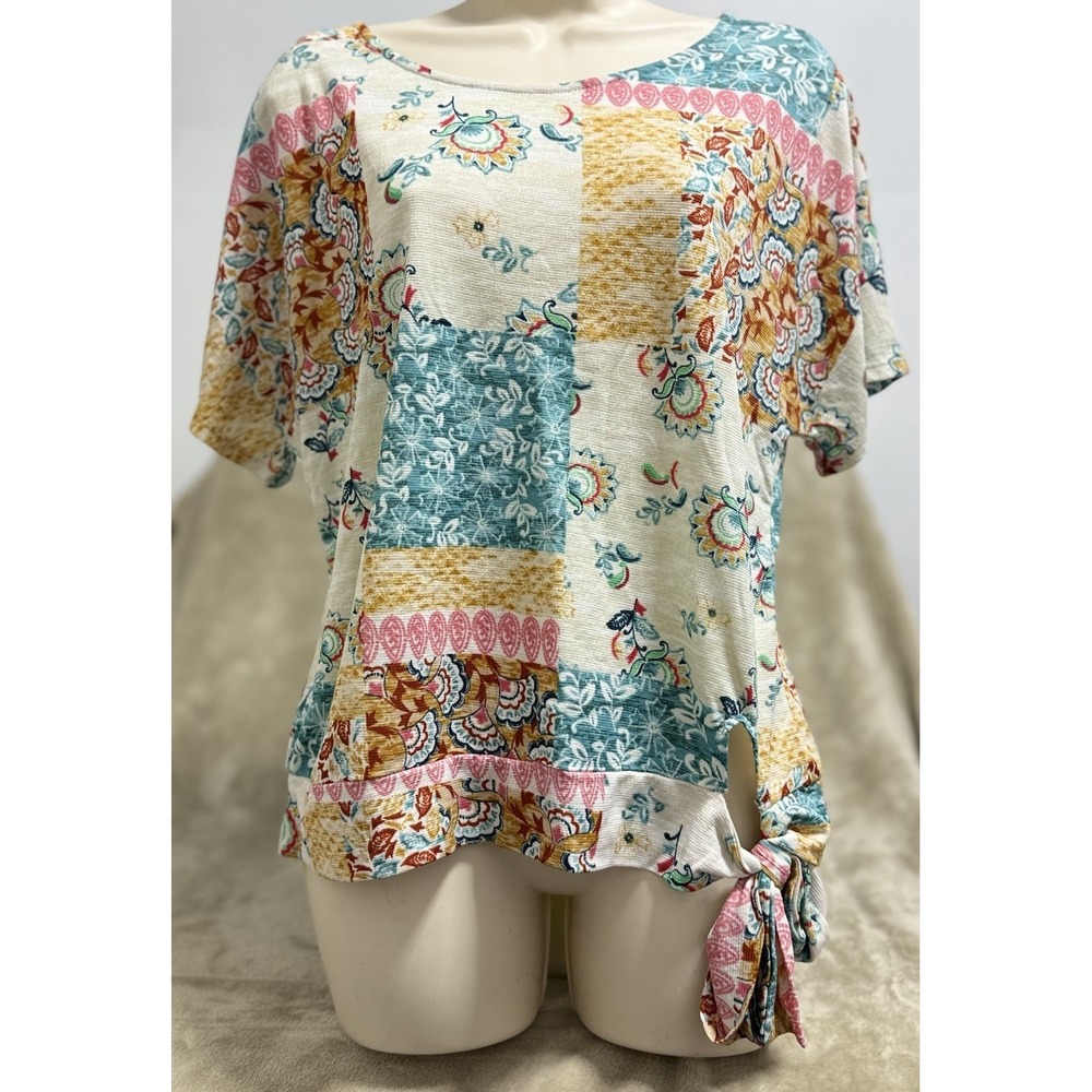 Misia Women's Paisley Print Short Sleeve Blouse Size M Side Tie Hem Knot Shirt